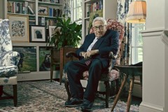 Kissinger: Çin çok güçlü olacak ancak hegemonya peşinde koşmayacak
