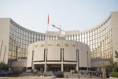 China encourages renminbi settlement in new models of foreign trade