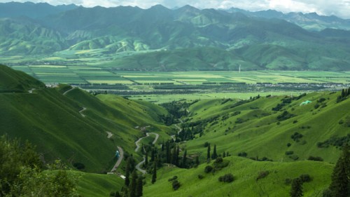 Yazdan kaçmak için Xinjiang’a gelin!